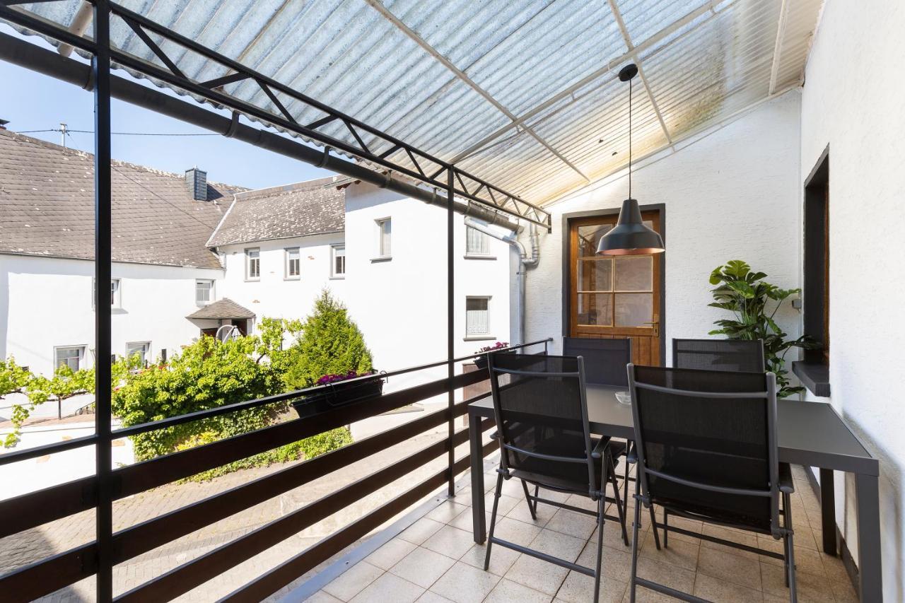 Haus Junge Traube Lägenhet Bruttig-Fankel Exteriör bild